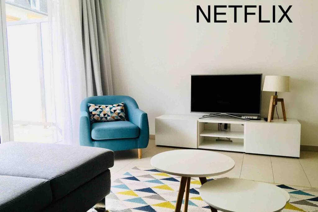 Large Family Retro Flat In City Center- Large Terrace & Garden View, Free Parking Luxemburg Kültér fotó